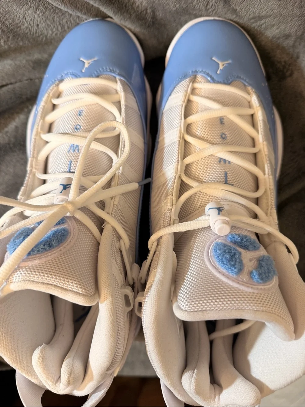 🔥Jordan Men’s 6 Rings- White and University Blue UNC…NO BOX - Picture 4 of 9